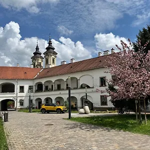https://forst-hz-apartman.egerhotels.net